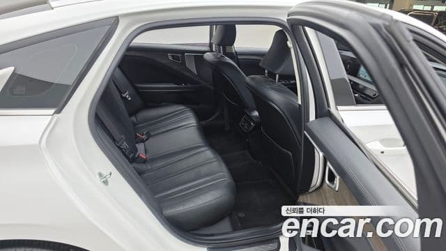 Kia K8 2021 — Şəkil 12/20