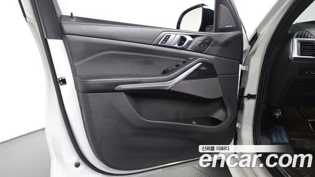 BMW X5 2024 — Photo 10/37