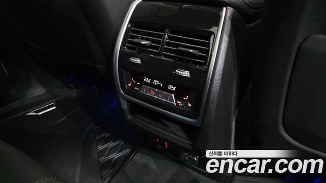 BMW X5 2024 — Photo 20/37