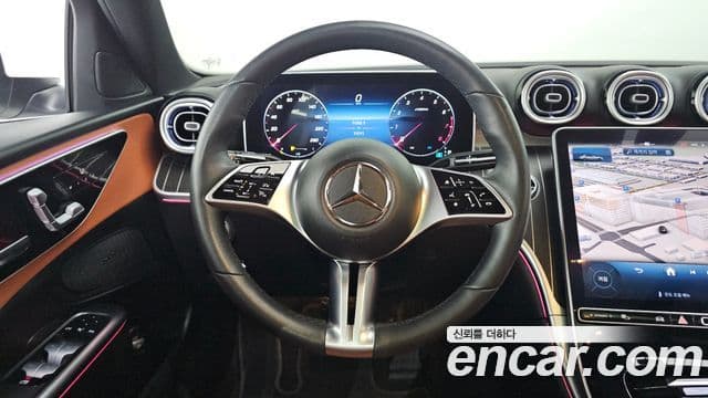 Mercedes-Benz C-Class 2023 — ფოტო 11/20