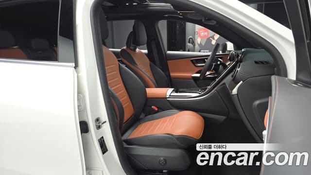 Mercedes-Benz GLC-Class 2024 — ფოტო 11/20