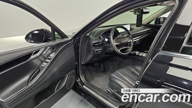 Genesis Electrified G80 2023 — фото 10 из 20