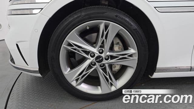 Genesis G90 2023 — фото 5 из 20