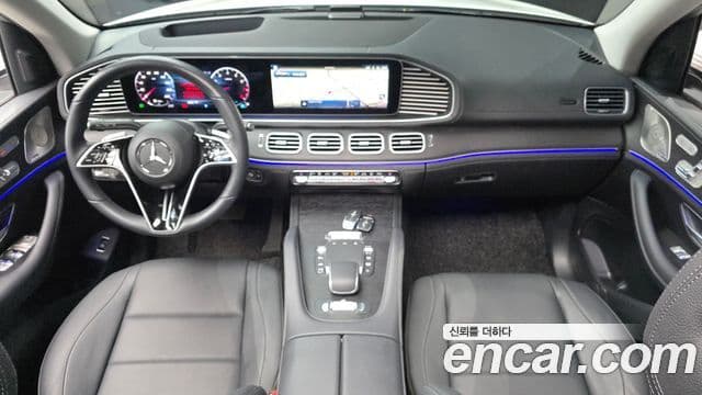 Mercedes-Benz GLE-Class 2025 — Photo 8/37