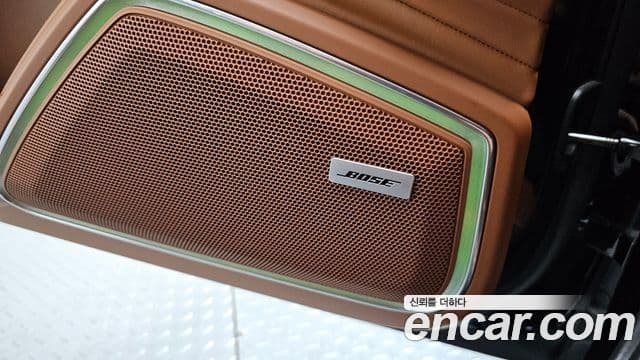 Porsche Panamera 2020 — Photo 2/34