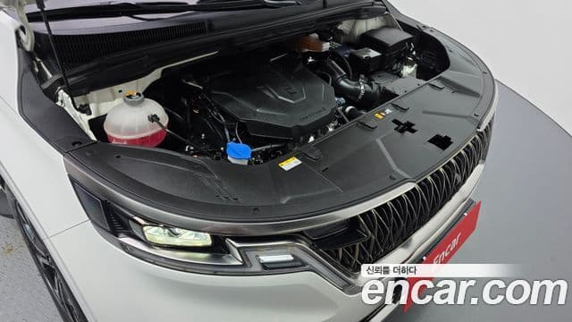 Kia Carnival 2022 — фото 6 из 20