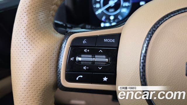 Kia Carnival 2022 — фото 15 из 20