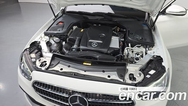 Mercedes-Benz E-Class 2021 — Şəkil 6/20
