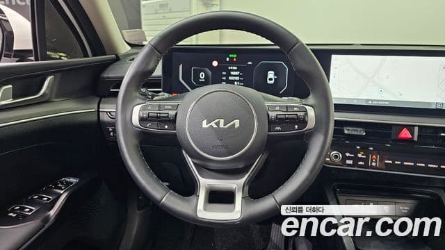 Kia K5 2024 — ფოტო 13/20
