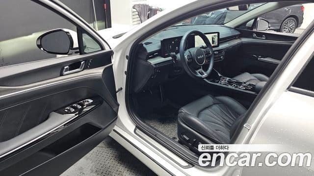 Kia K5 2025 — фото 10 из 20