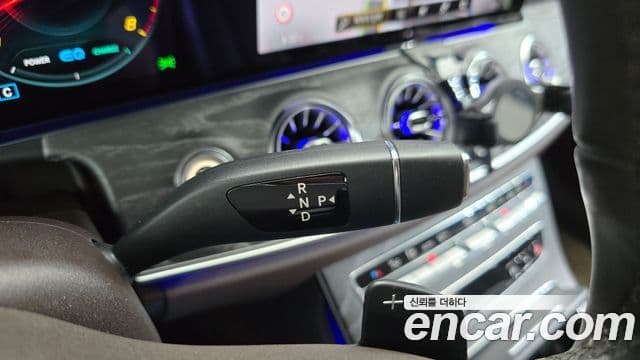 Mercedes-Benz CLS-Class 2021 — Photo 22/31