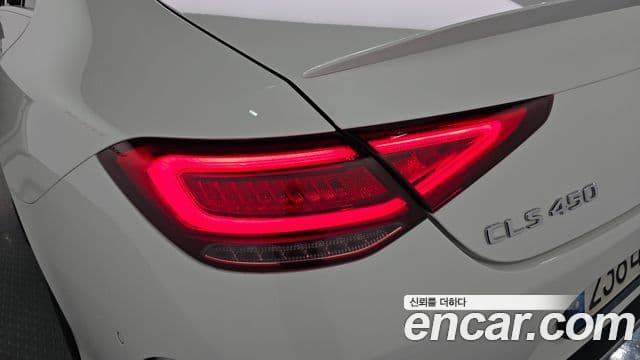 Mercedes-Benz CLS-Class 2021 — Photo 1/31