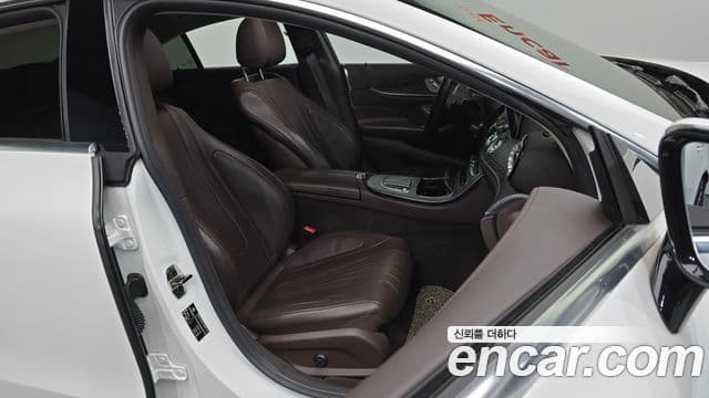 Mercedes-Benz CLS-Class 2021 — Photo 3/31