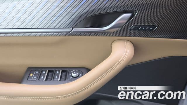 Renault Samsung Grand Koleos 2024 — Фото 13/20
