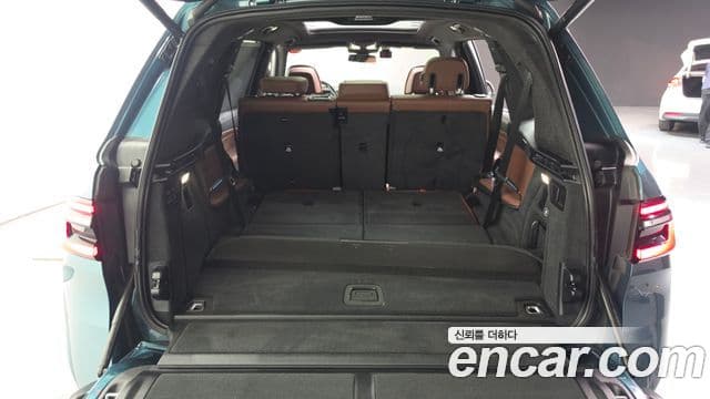 BMW X7 2023 — Photo 23/33