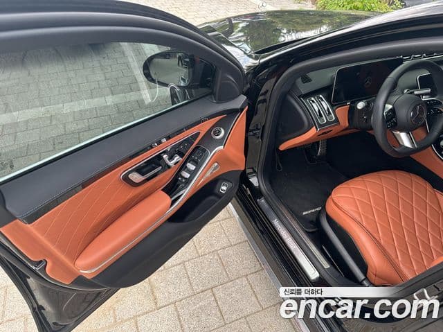 Mercedes-Benz S-Class 2025 — Photo 2/15