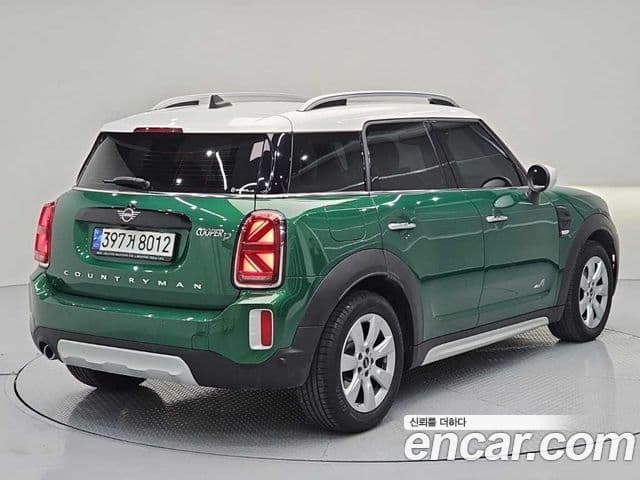 Mini Cooper D Countryman 2021 — Фото 3/18