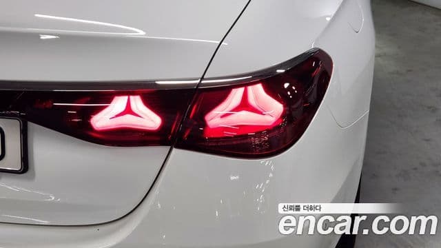 Mercedes-Benz E-Class 2025 — Şəkil 15/20