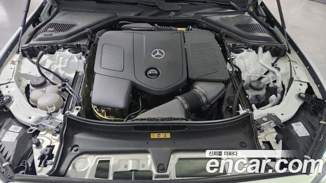Mercedes-Benz E-Class 2025 — фото 5 из 19