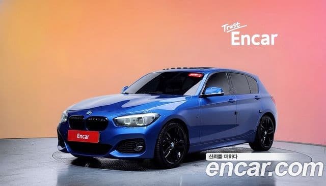 BMW 1 Series 2018 — Şəkil 1/20