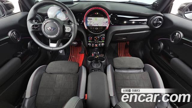 Mini Cooper S 2024 — ფოტო 7/20