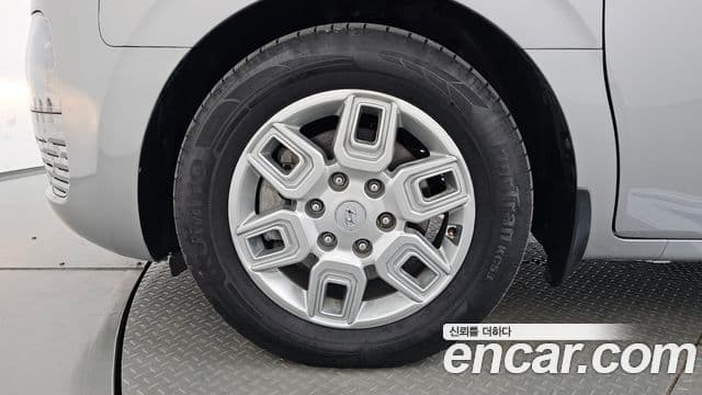 Hyundai Staria 2022 — фото 5 из 20