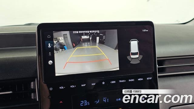Hyundai Staria 2022 — фото 20 из 20