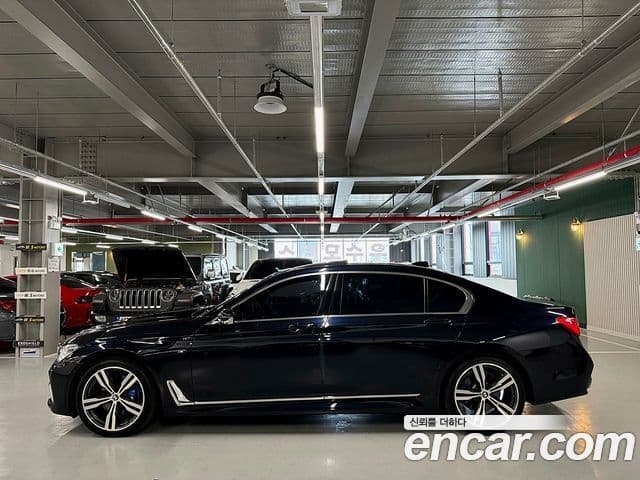 BMW 7 Series 2019 — ფოტო 3/20