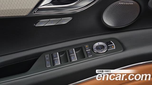 Genesis GV80 2025 — Photo 31/33