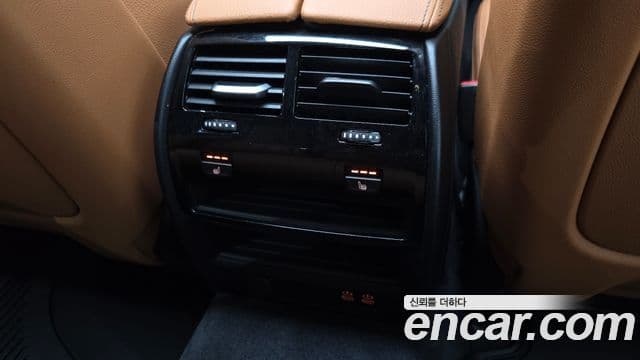 BMW 5 Series 2022 — Şəkil 19/20