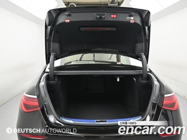 Mercedes-Benz S-Class 2023 — Şəkil 18/20