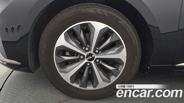 Kia K8 2021 — фото 5 из 20