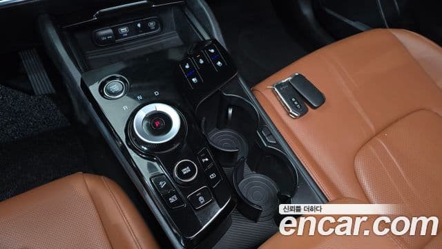 Kia Sportage 2022 — Şəkil 9/20