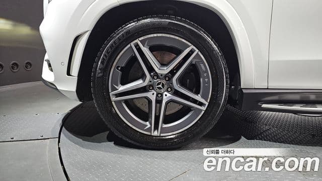 Mercedes-Benz GLS-Class 2020 — фото 5 из 20