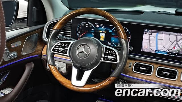 Mercedes-Benz GLS-Class 2020 — фото 13 из 20