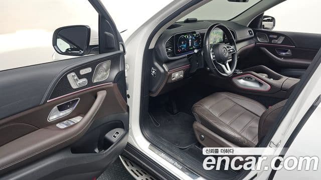 Mercedes-Benz GLE-Class 2023 — Фото 10/20