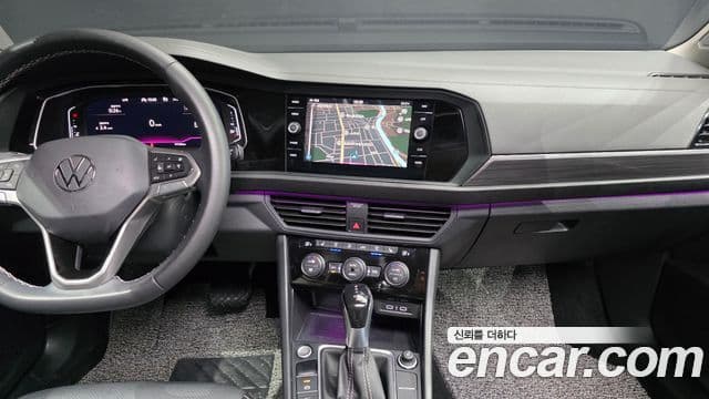 Volkswagen Jetta 2023 — Şəkil 17/20