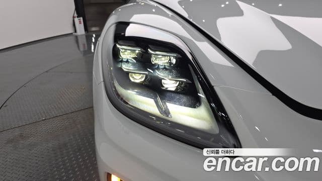 Porsche Panamera 2024 — Photo 3/36