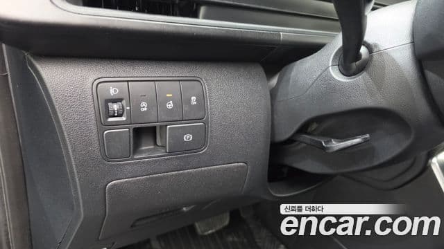 Hyundai Staria 2022 — фото 14 из 20