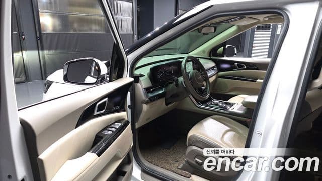 Kia Carnival 2022 — Şəkil 10/20