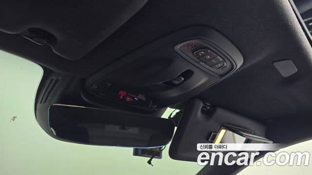 Volvo XC40 2021 — ფოტო 20/20