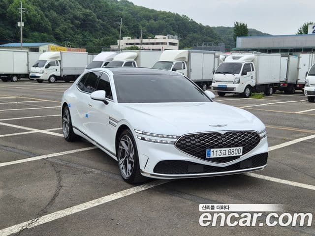 Genesis G90 2023 — Şəkil 1/17