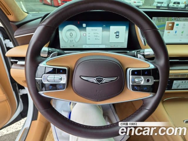Genesis G90 2023 — Şəkil 16/17