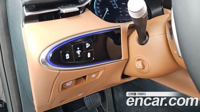 Genesis GV70 2022 — фото 18 из 20