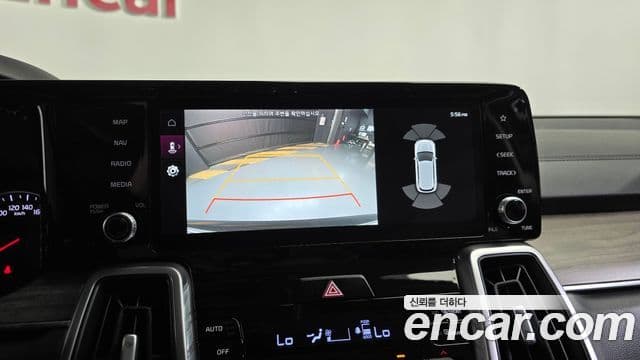 Kia Sorento 2021 — фото 14 из 20