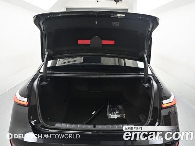 BMW 7 Series 2026 — Şəkil 19/20