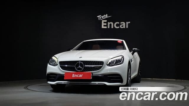 Mercedes-Benz SLC-Class 2018 — ფოტო 3/20