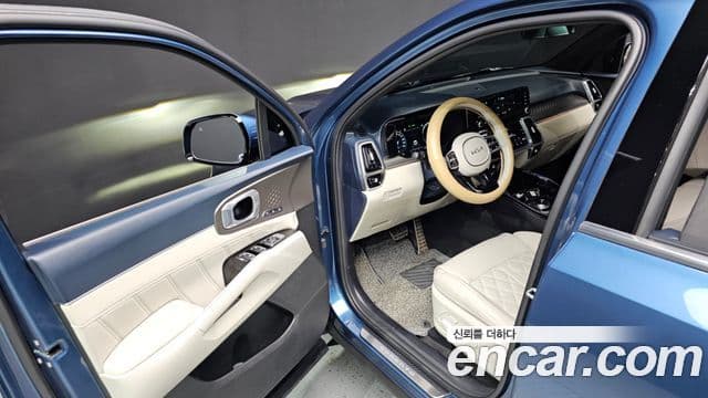 Kia Sorento 2023 — Фото 10/20