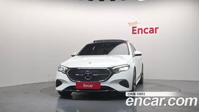 Mercedes-Benz E-Class 2025 — Фото 3/20