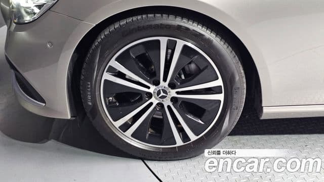 Mercedes-Benz E-Class 2020 — фото 5 из 20